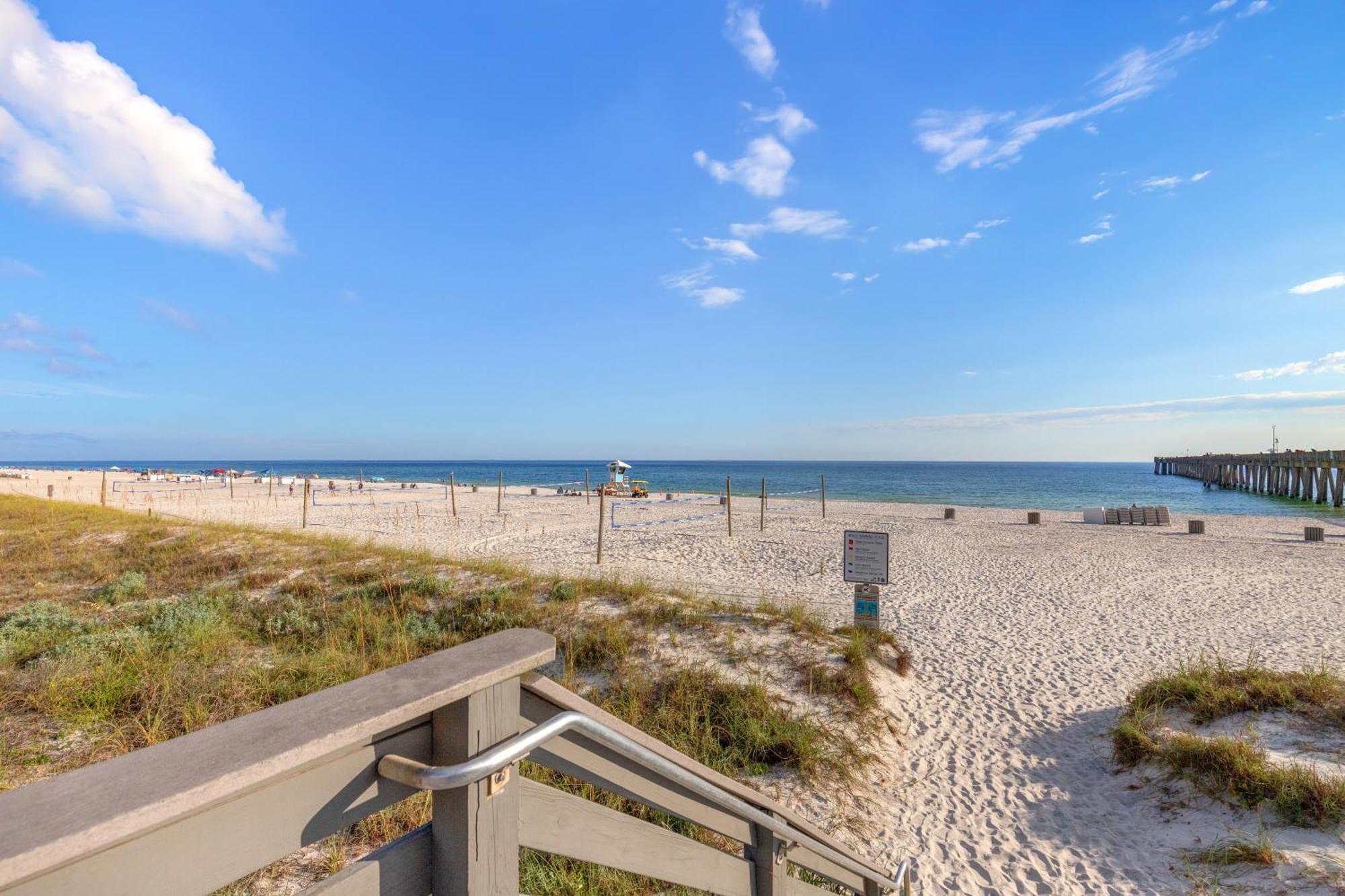 Holiday home Corner Unit! To Ocean Views! Close To Pier Park!