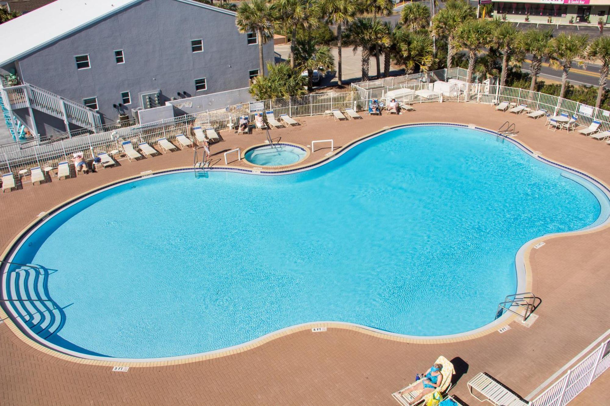 Corner Unit! To Ocean Views! Close To Pier Park! Holiday home Panama City Beach